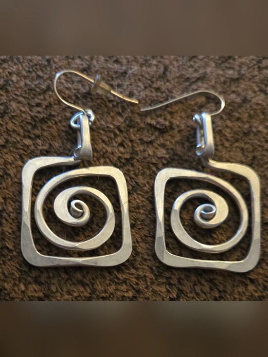 Jewelry - Silver Spiral Square Drop Earrings